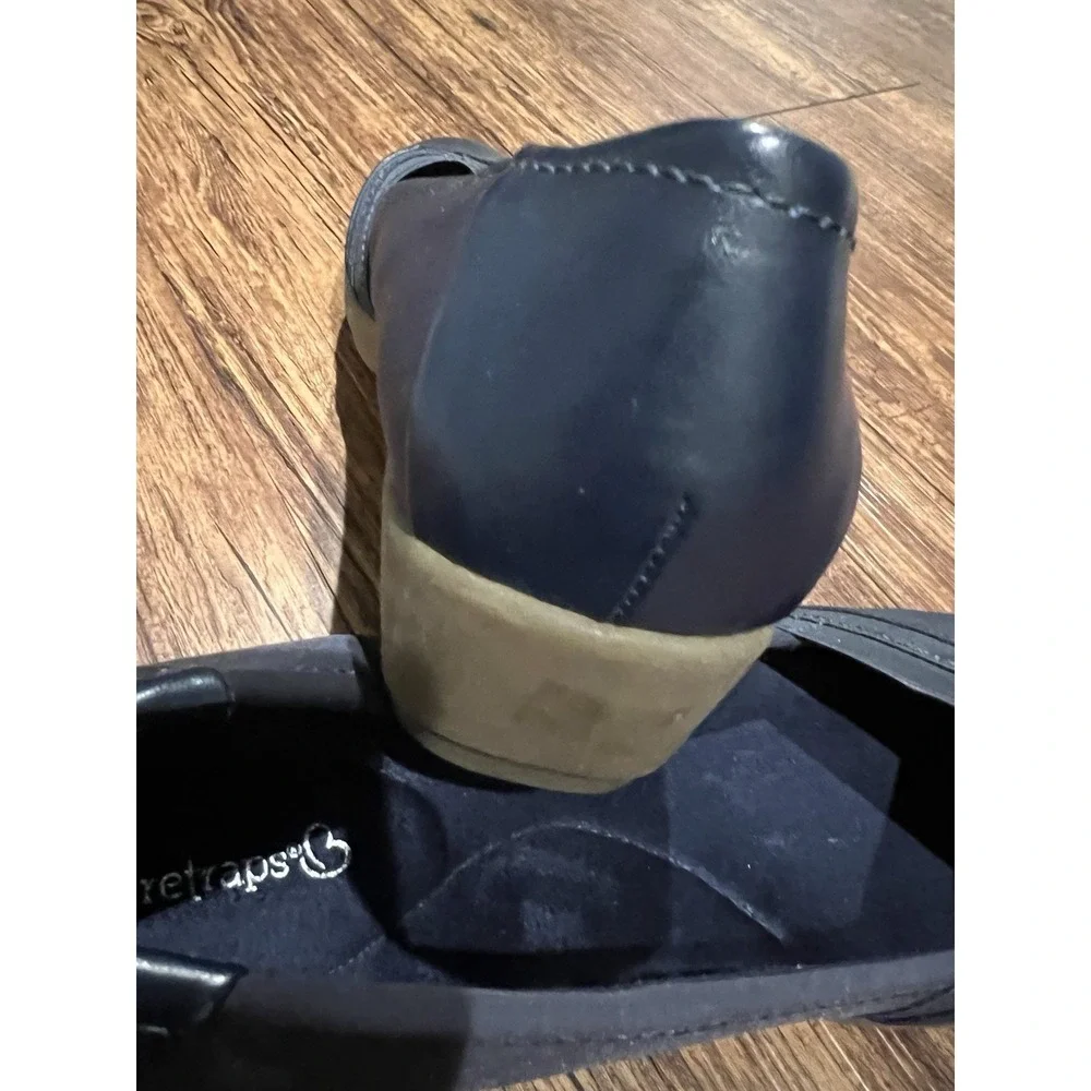 BareTraps Malia Women's Slip On Wedge Shoes Size 10 M  EUC Dark Blue